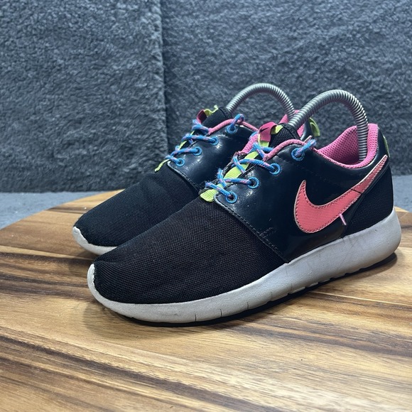 Nike Youth Roshe One GS Black Pink Running Sneakers Shoes‎ Size 5 Women's 6.5 - Picture 6 of 13